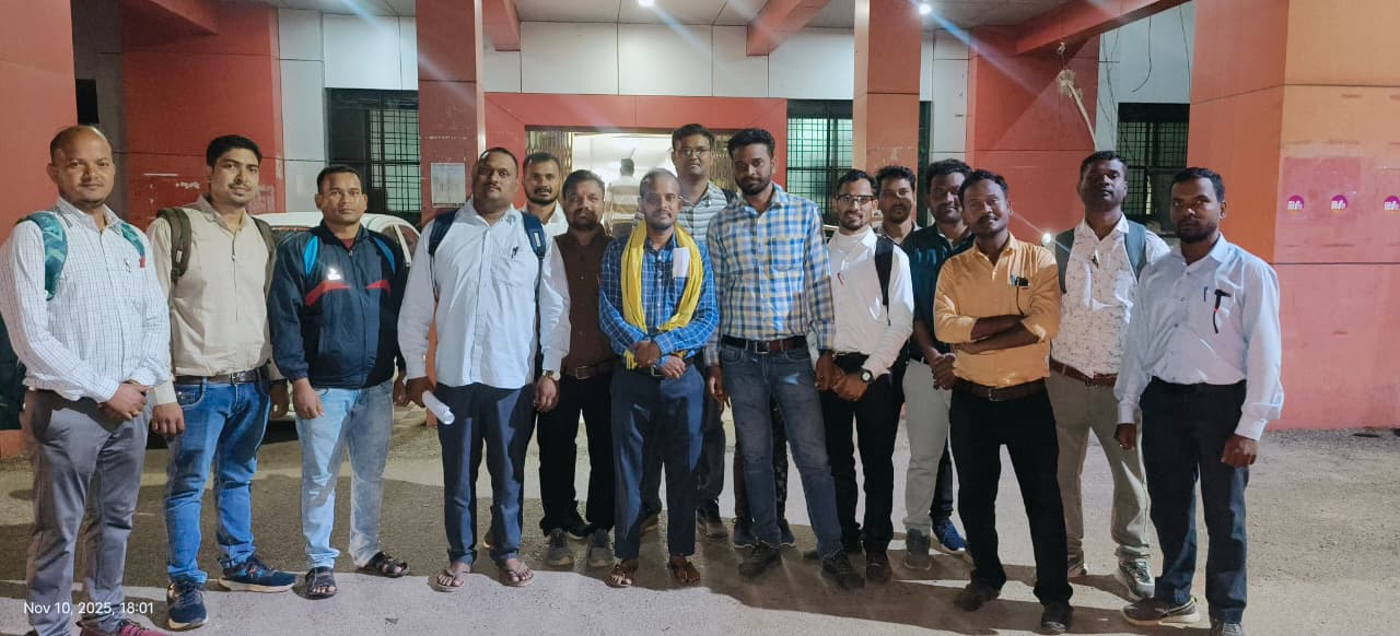 शिक्षकों की प्रोबेशन अवधि समाप्ति में देरी: कलेक्टर ने DEO को 1 सप्...