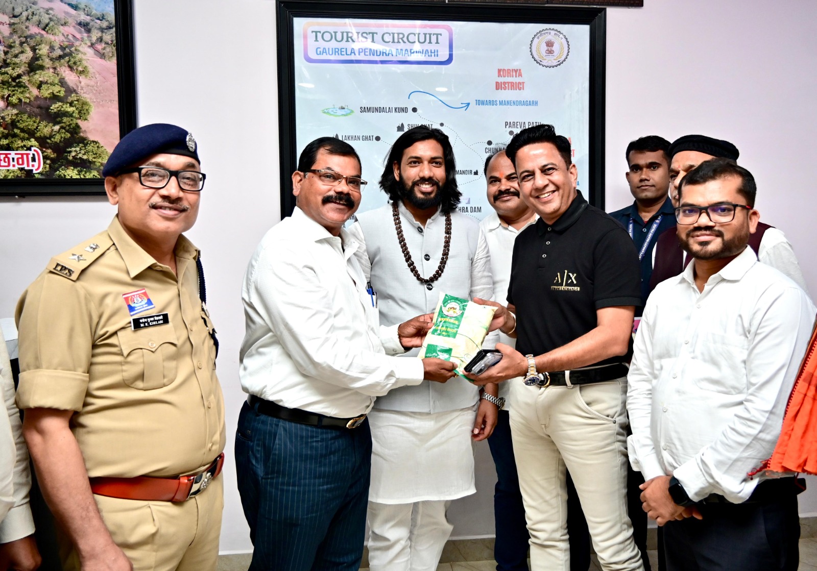 हज 2027 के ऑनलाइन आवेदन शुरू: छत्तीसगढ़ हज कमेटी ने रायपुर में शुरू किया निःशुल्क ई-सुविधा केंद्र