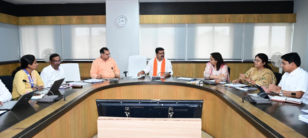 छत्तीसगढ़ में AI से होगी ग्रामीण सड़कों की निगरानी, हर महीने वीडियो सर्वे के निर्देश
