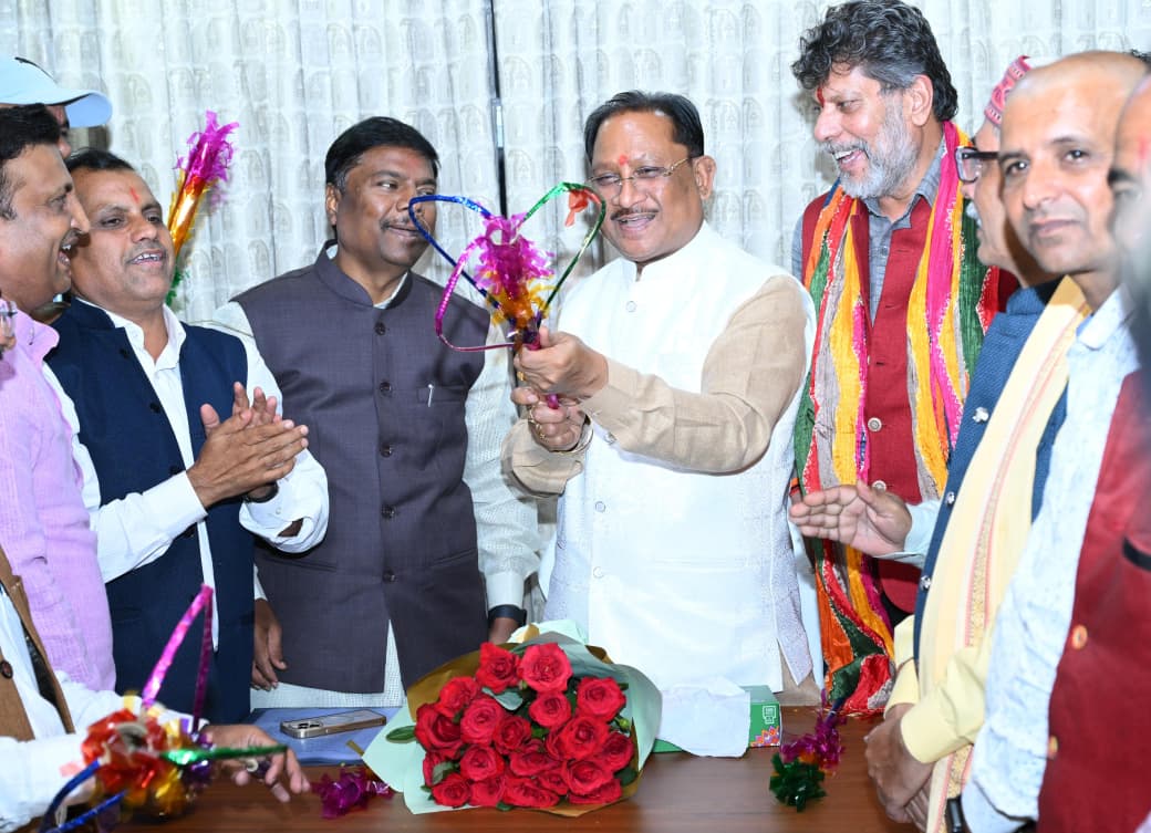 बस्तर गोंचा महापर्व-2026 का मुख्यमंत्री विष्णु देव साय को दिया गया निमंत्रण, तुपकी चलाकर भगवान जगन्नाथ को दी प्रतीकात्मक सलामी