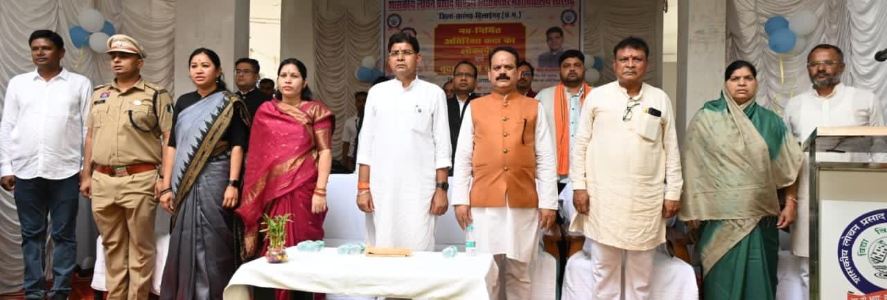 सकारात्मक विचार और श्रेष्ठ संगति से तय होती है जीवन की दिशा: मंत्री टंक राम वर्मा