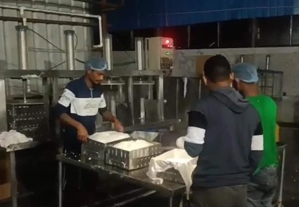 वैद्य फूड प्रोडक्ट पर खाद्य विभाग की छापेमारी, 300 किलो पनीर सील