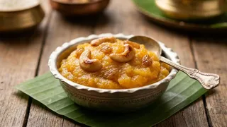 Rava Kesari Recipe: घर पर बनाएं साउथ इंडिया की मशहूर रवा केसरी, स्वाद और खुशबू बनाएगी मिठास का माहौल