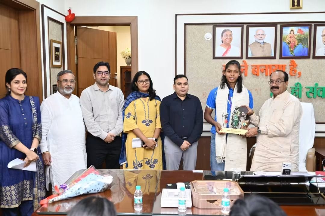 Raipur Sports News: एशियन गेम्स की स्वर्ण पदक विजेता संजू देवी से म...